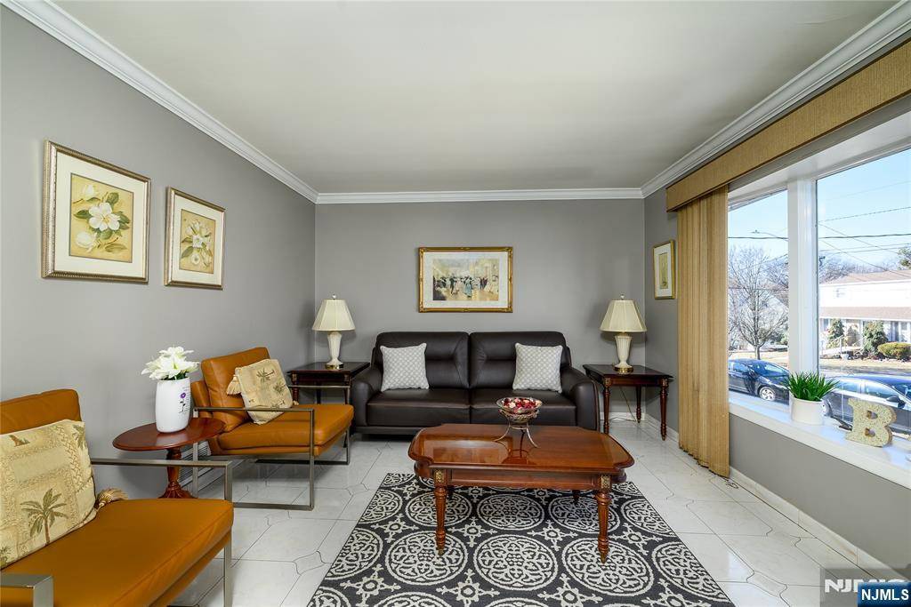 Lodi, NJ 07644,6 Calvin AVE