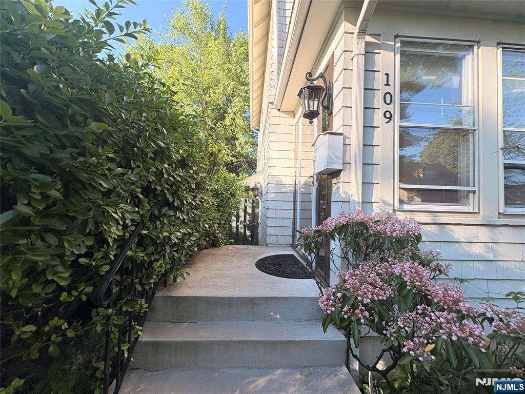 Englewood, NJ 07631,109 Slocum AVE