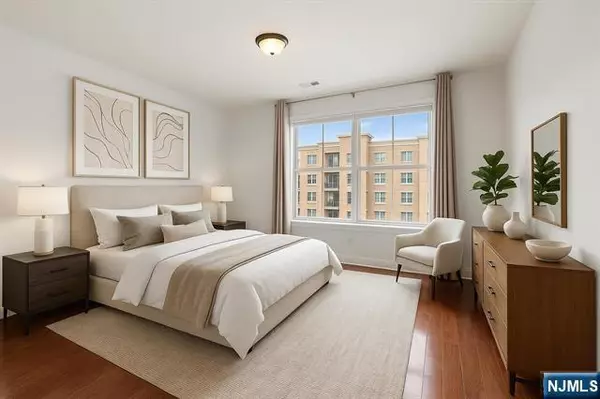 West New York, NJ 07093,20 Ave At Port Imperial #329