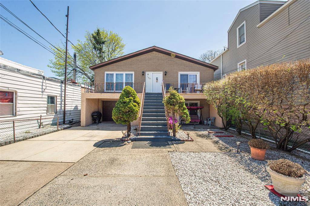 Fairview, NJ 07022,186 Hamilton AVE