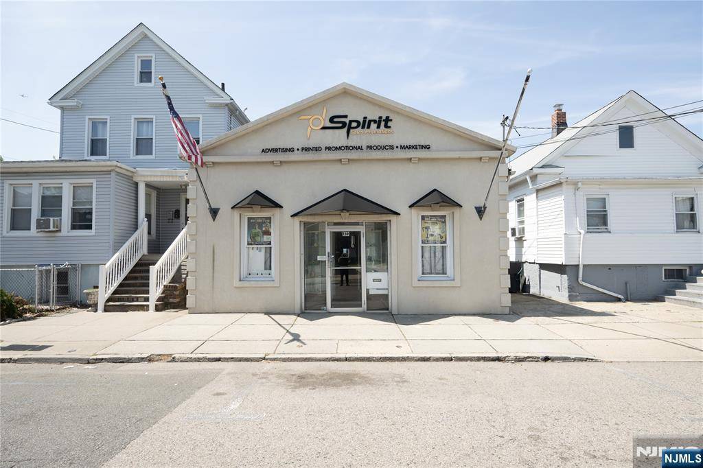 Hackensack, NJ 07601,139 S Main ST #GROUND LEVEL
