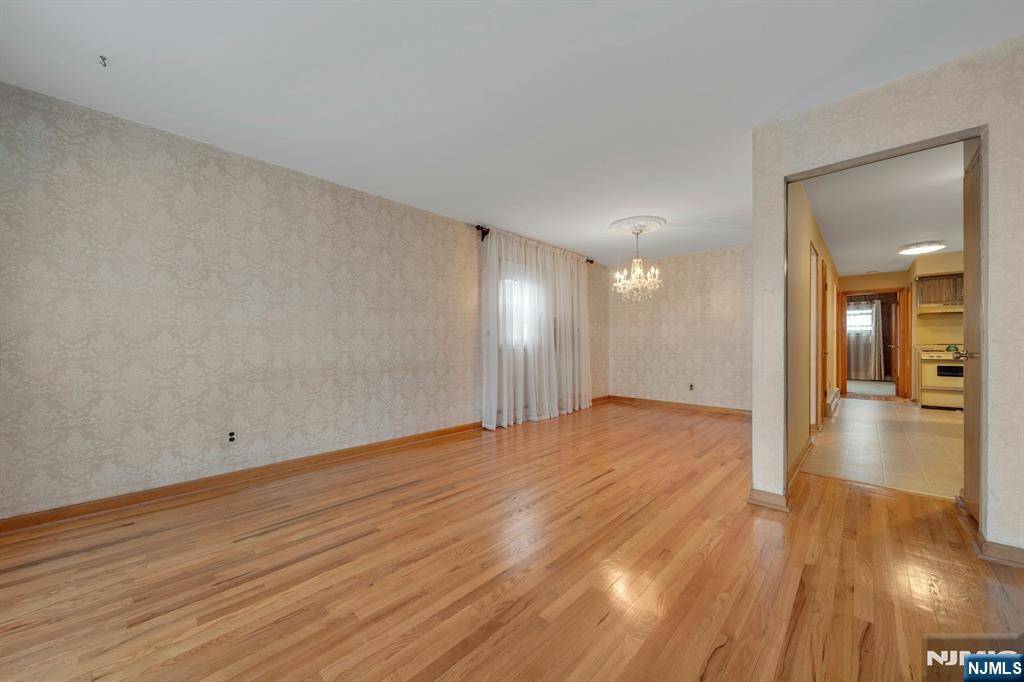 Harrison, NJ 07029,710 William ST