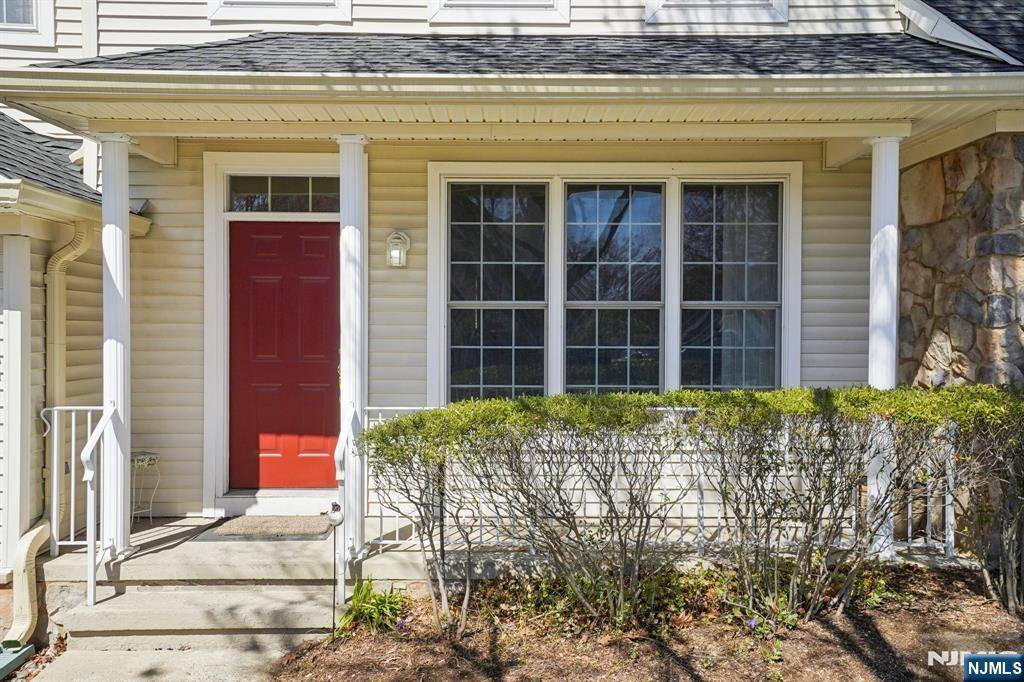 Woodland Park, NJ 07424,62 Rolling Views DR