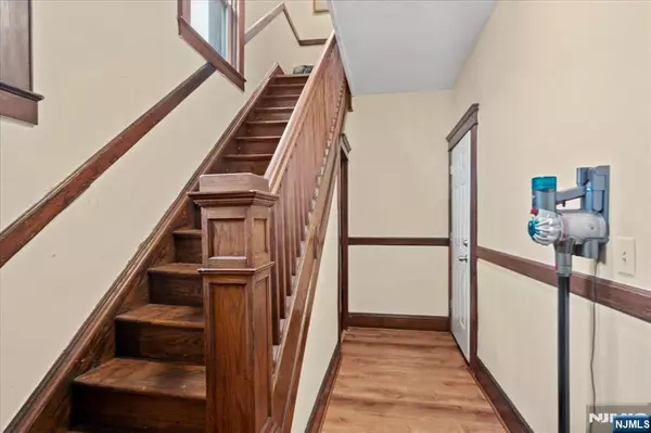 Fairview, NJ 07022,218 8th ST