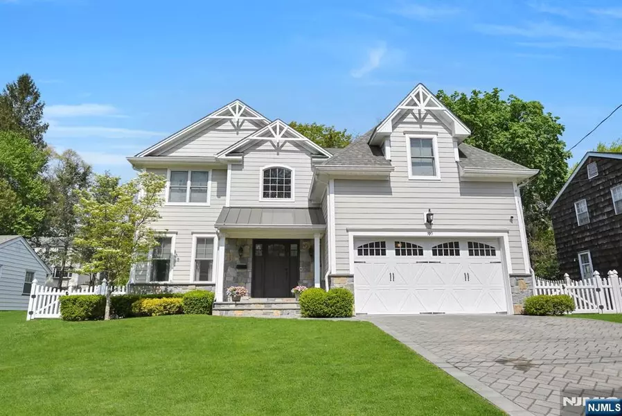 109 Lake RD, Demarest, NJ 07627