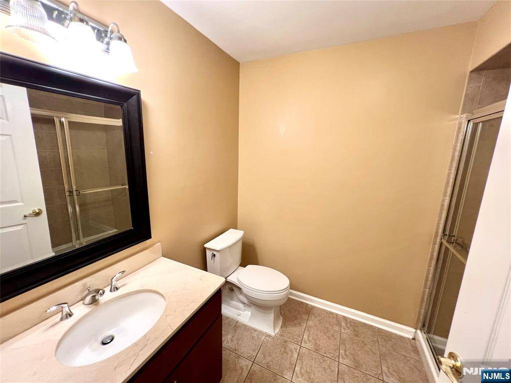Hasbrouck Heights, NJ 07604,10 Terrace AVE #9
