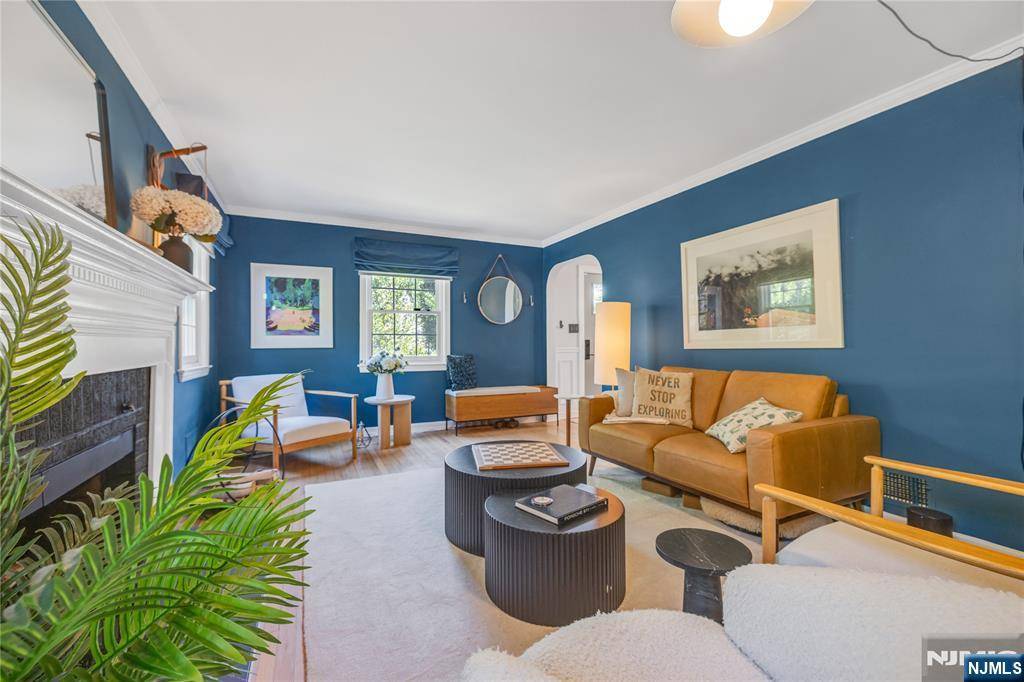 Glen Rock, NJ 07452,700 Ackerman AVE