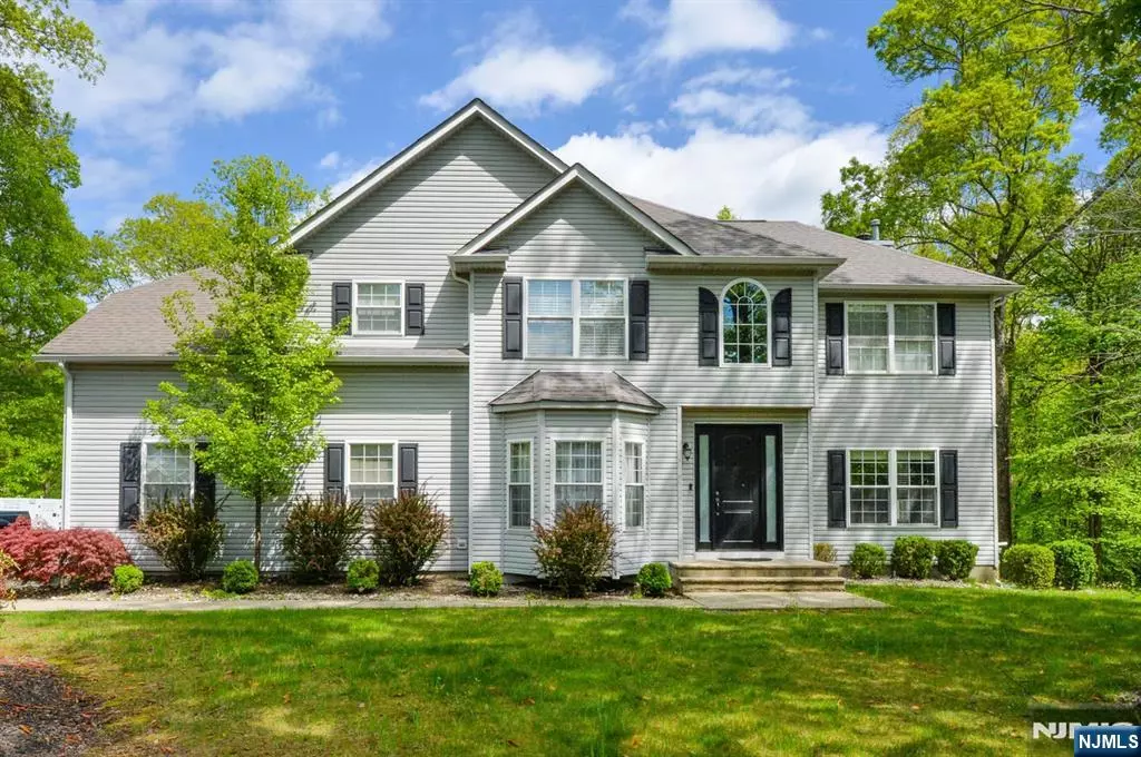 Byram, NJ 07821,6 Manor DR