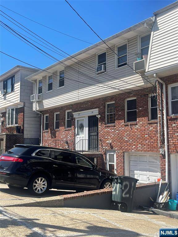 19 Skillman AVE, Jersey City, NJ 07306