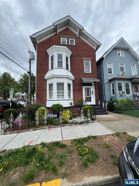 400 Davis AVE #3, Harrison, NJ 07029