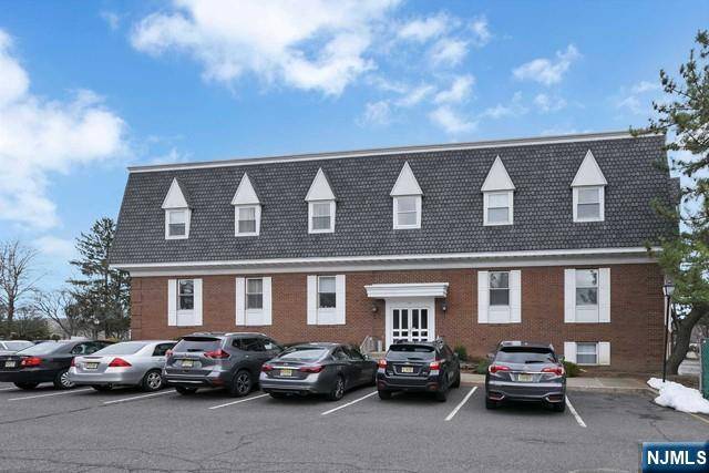 Wayne, NJ 07470,573 Valley RD #9C