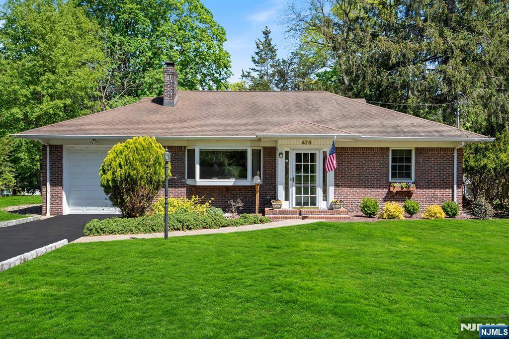 475 Stevens AVE, Ridgewood, NJ 07450