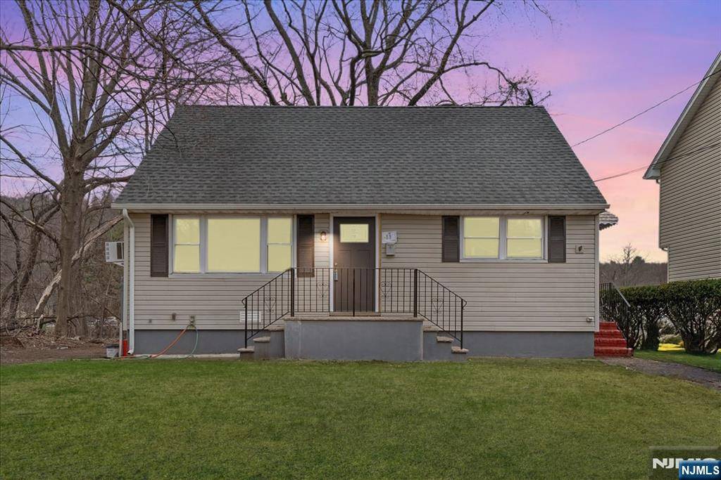 205 Midland AVE, Pompton Lakes, NJ 07442