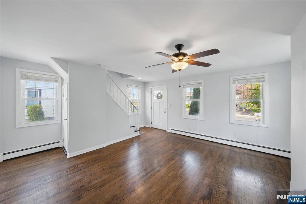 Boonton Town, NJ 07005,311 Green ST