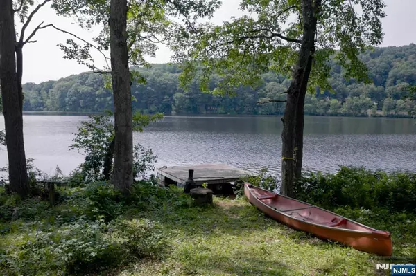 00 Estling Lake RD, Denville Township, NJ 07834