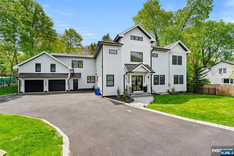 534 Closter Dock RD, Closter, NJ 07624