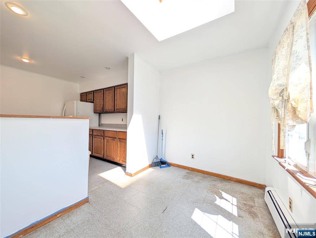 Kearny, NJ 07032,288 Elm ST