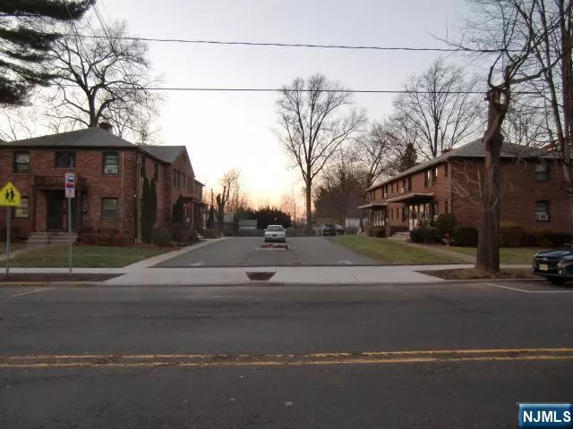 478 Broad AVE #6, Leonia, NJ 07605