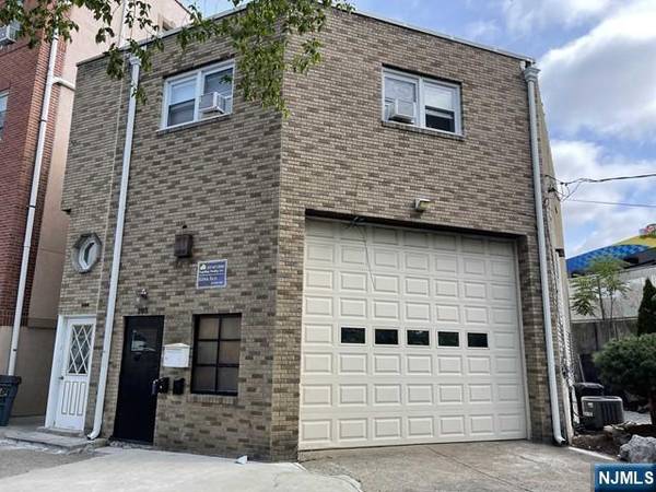 203 E Ruby AVE, Palisades Park, NJ 07650