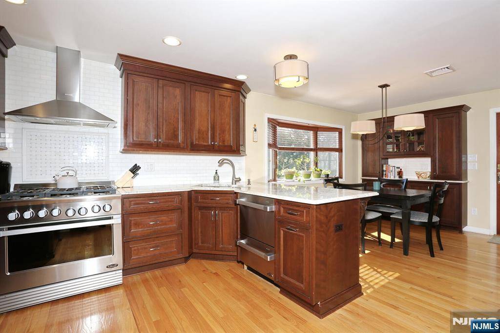 Hillsdale, NJ 07642,7 Conklin AVE