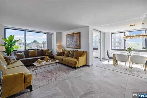 200 Old Palisade RD #B, Fort Lee, NJ 07024