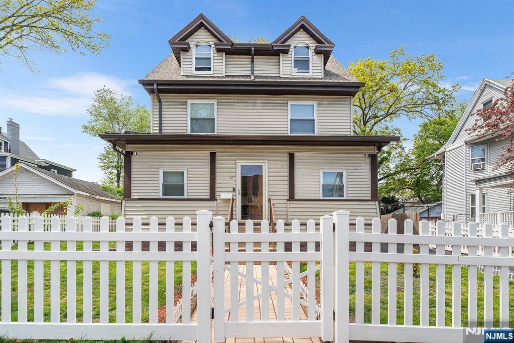 11 21st ST, East Orange, NJ 07017