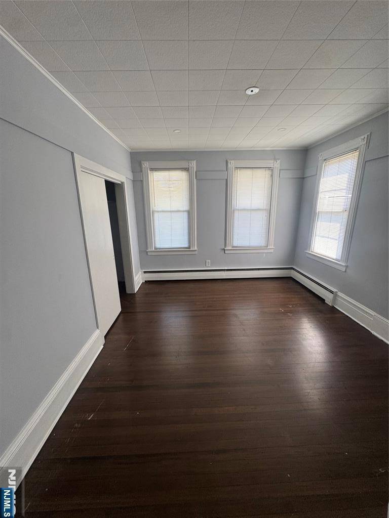Bergenfield, NJ 07621,34 Palisade AVE