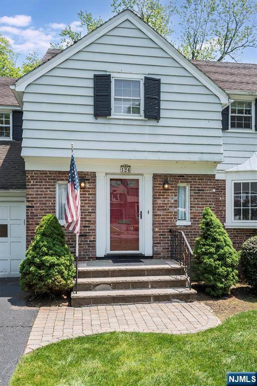 Glen Rock, NJ 07452,124 Central AVE