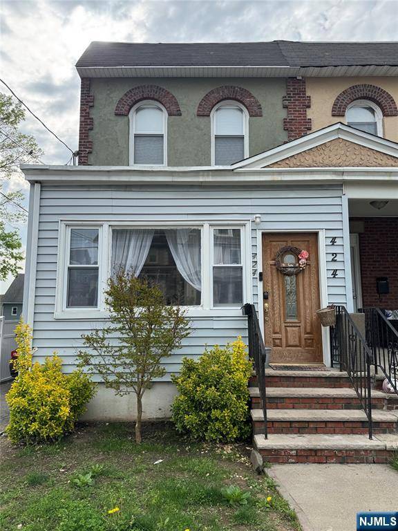 424 Devon ST, Kearny, NJ 07032