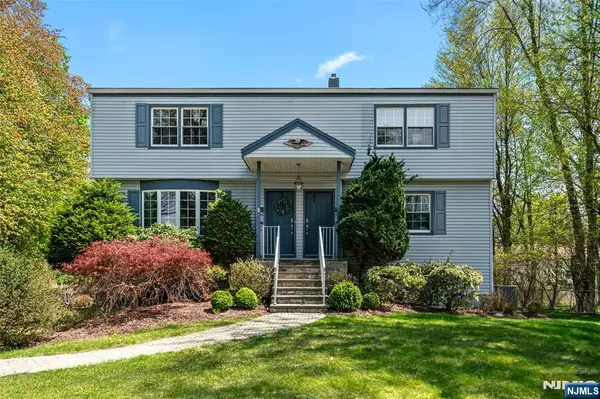 160-162 Railroad AVE, Northvale, NJ 07647