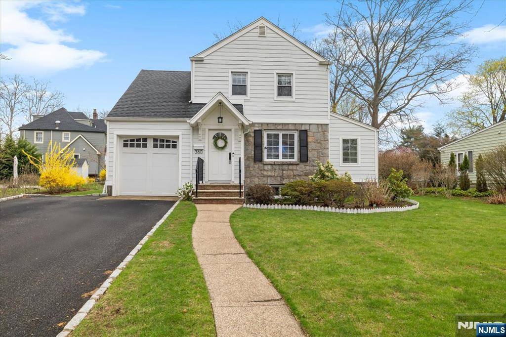 360 Elm ST, Oradell, NJ 07649