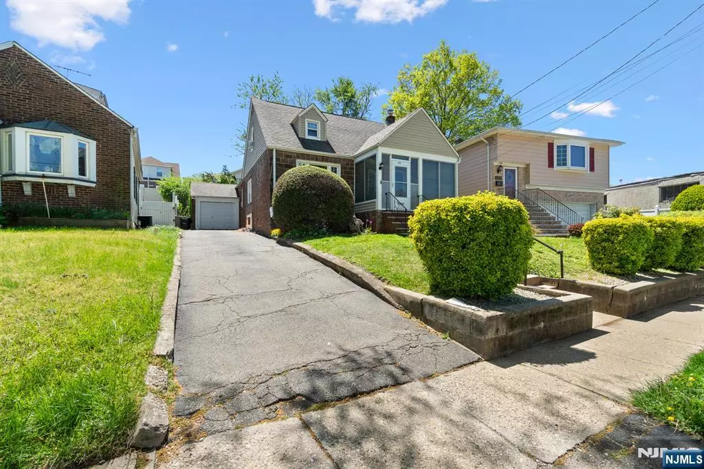 Union, NJ 07083,1986 Walker AVE