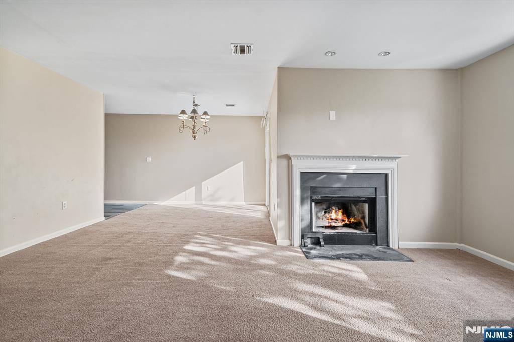 410 Heights DR, Haledon, NJ 07508