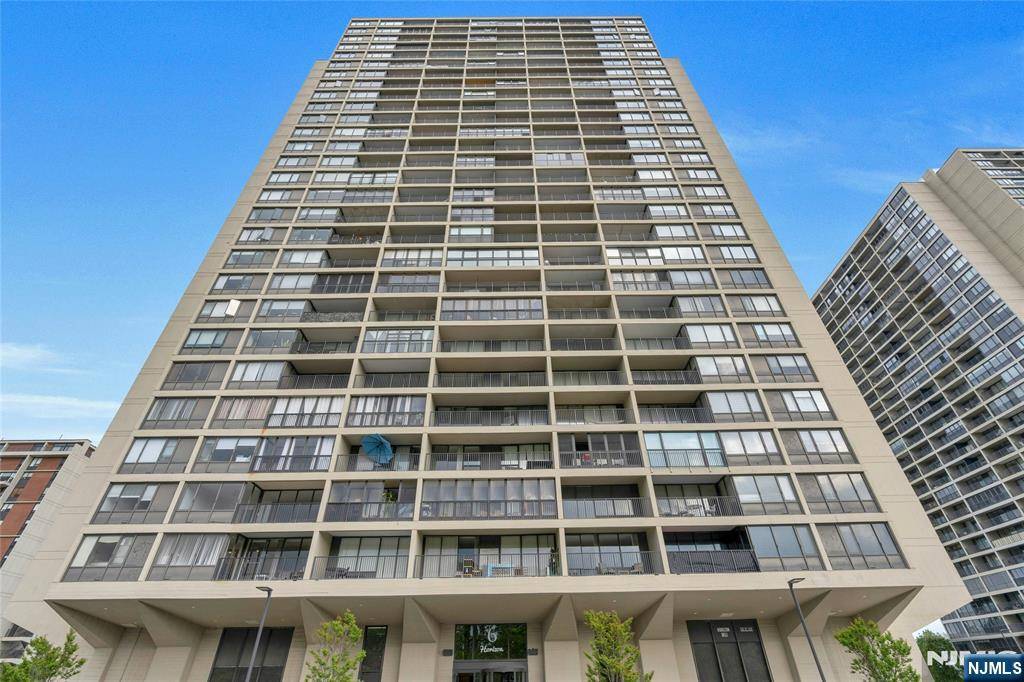 6 Horizon RD #411, Fort Lee, NJ 07024