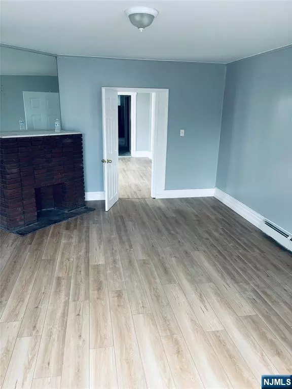 Newark, NJ 07103,553-555 10th