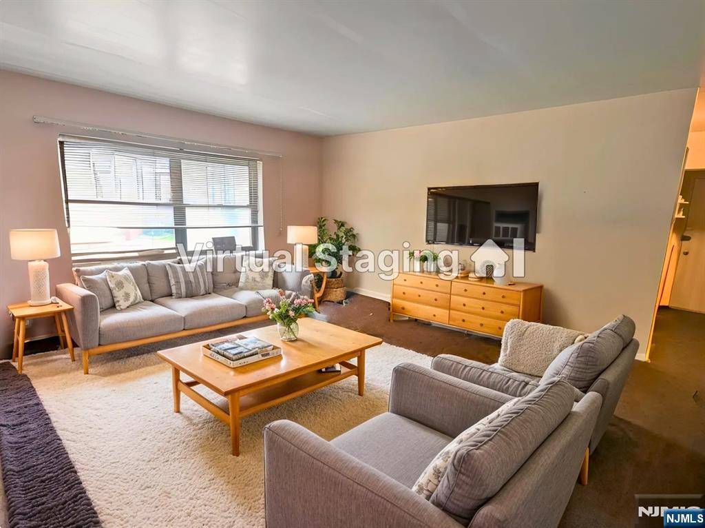 401 Park PL #2G, Fort Lee, NJ 07024