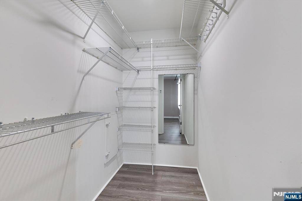 Fairview, NJ 07022,481 Walker ST #2F