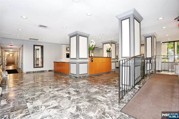 Hackensack, NJ 07601,344 Prospect AVE #4G