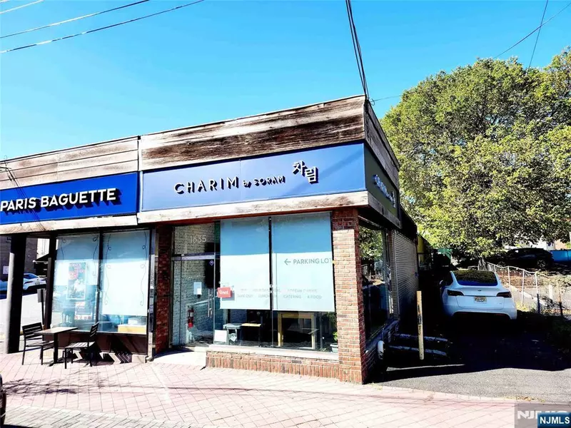 1635 Lemoine AVE, Fort Lee, NJ 07024