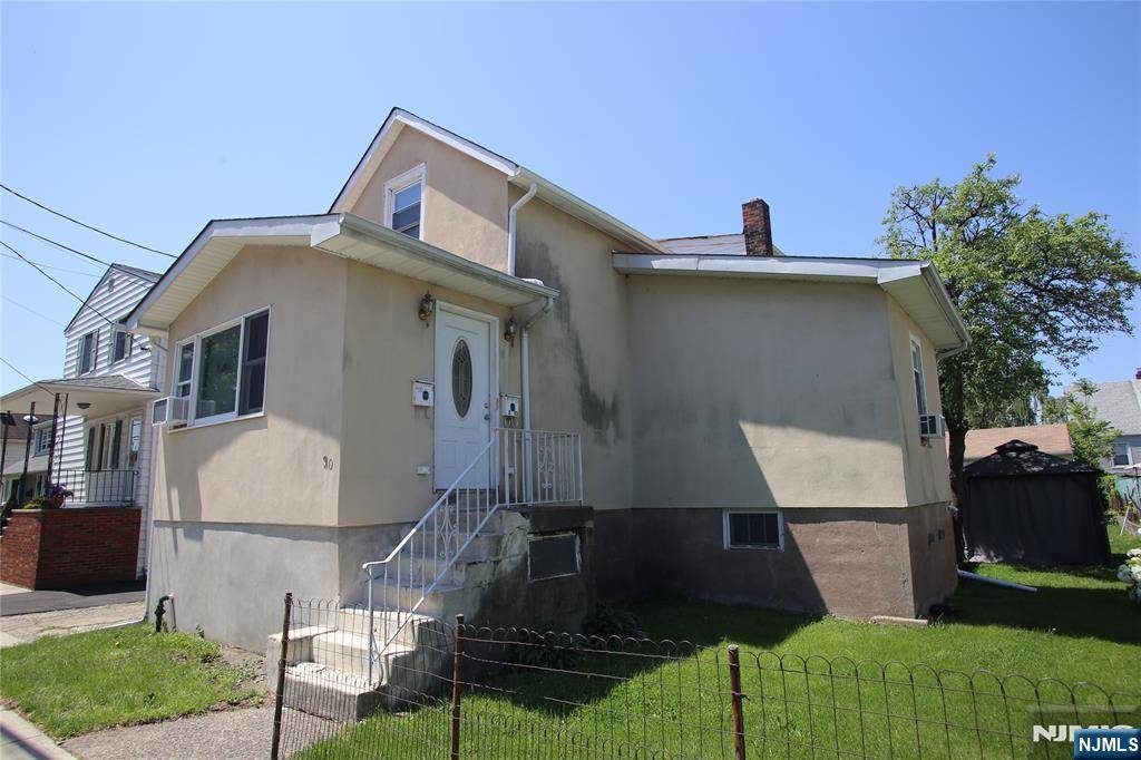 30 Park AVE ##2 Second fl, Hawthorne, NJ 07506