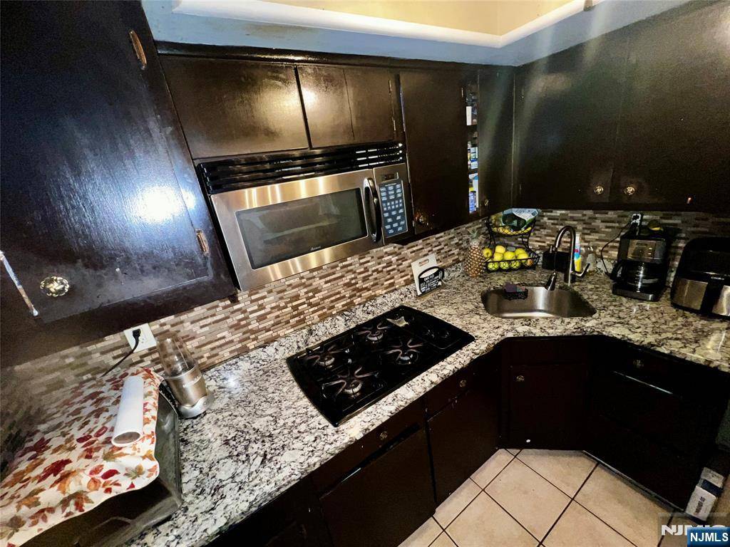 Union City, NJ 07087,810 23rd ST