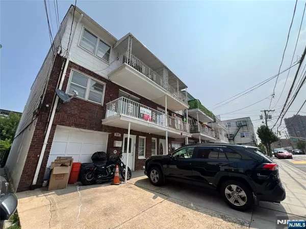 810 23rd ST, Union City, NJ 07087