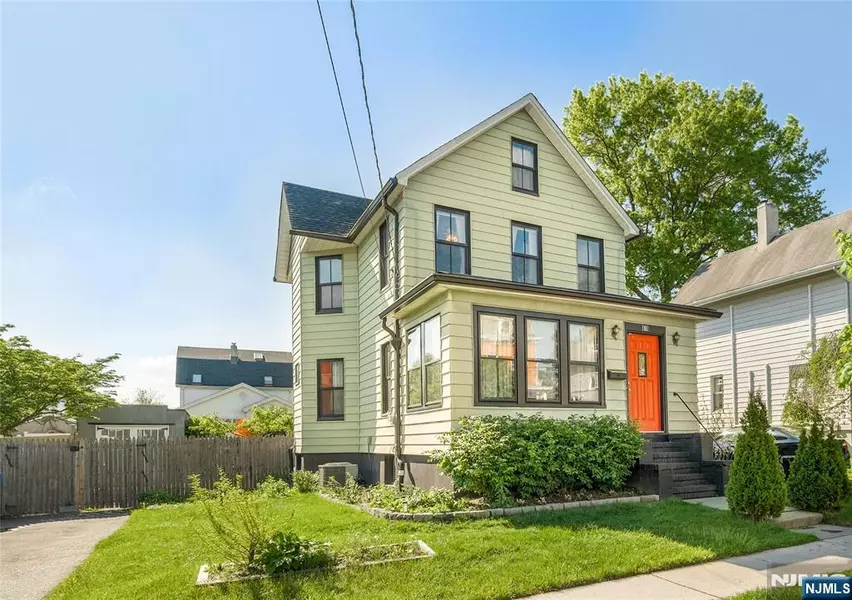 51 Maple ST, Rutherford, NJ 07070