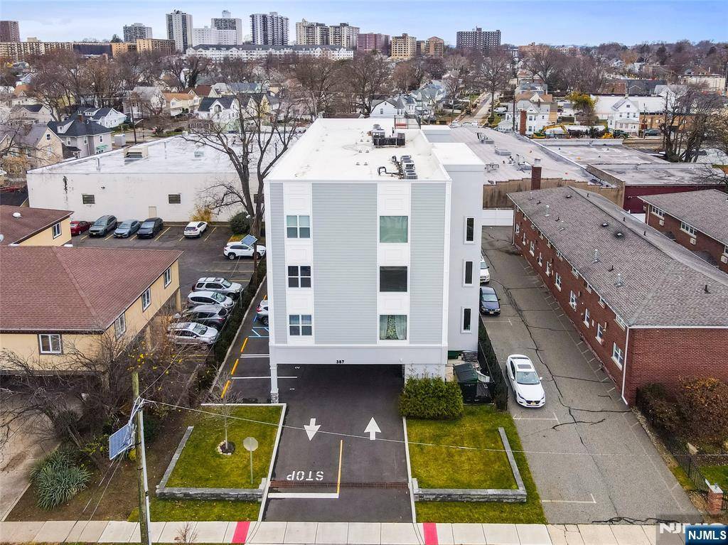 387 Park ST #403, Hackensack, NJ 07601