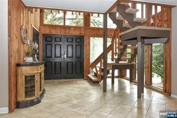 Ramsey, NJ 07446,36 Timber TRL