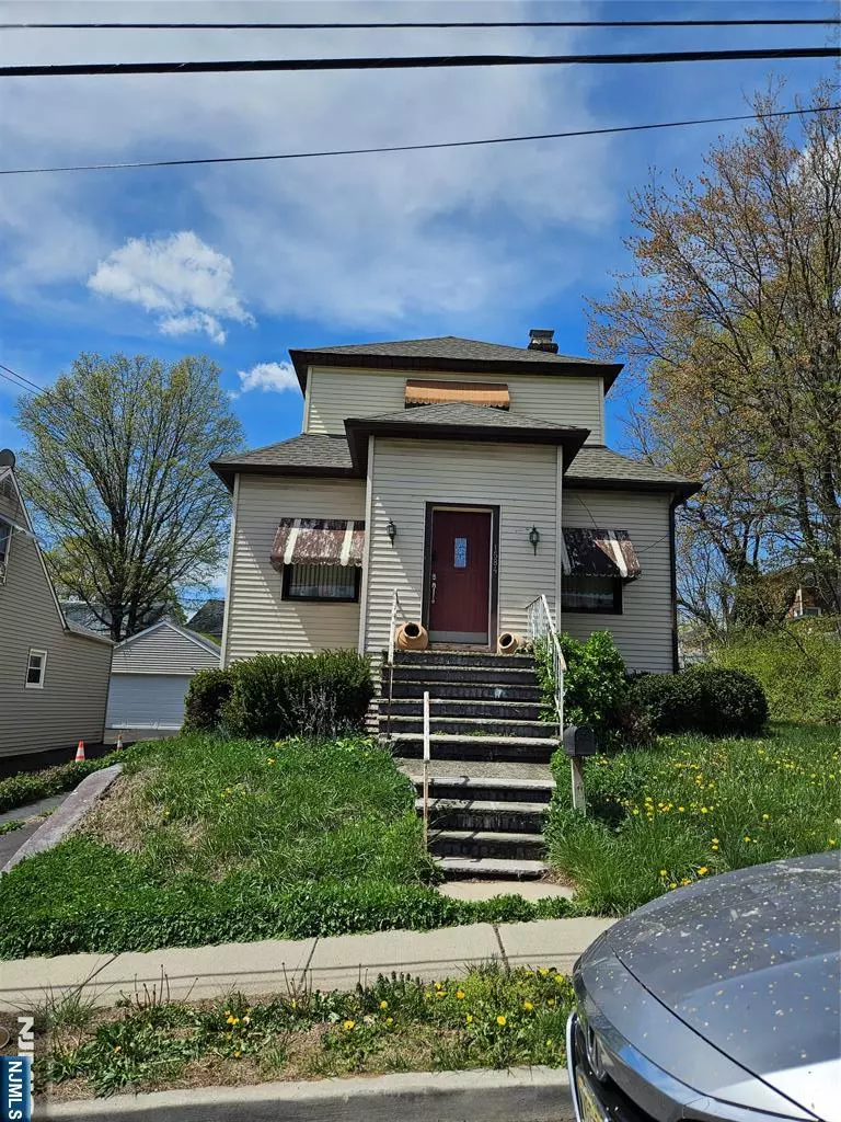 Union, NJ 07083,1584 Andrew ST