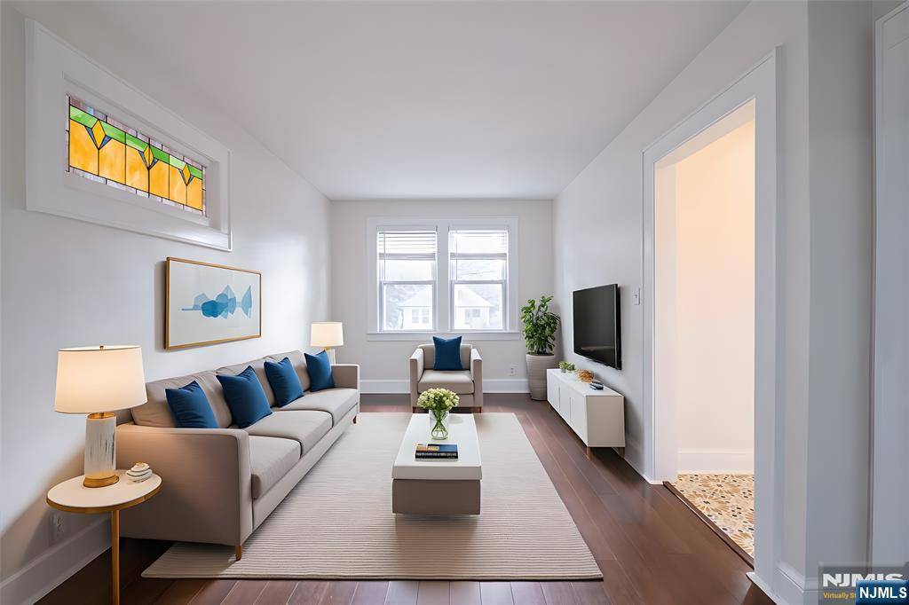 29 Dean ST, Glen Rock, NJ 07452