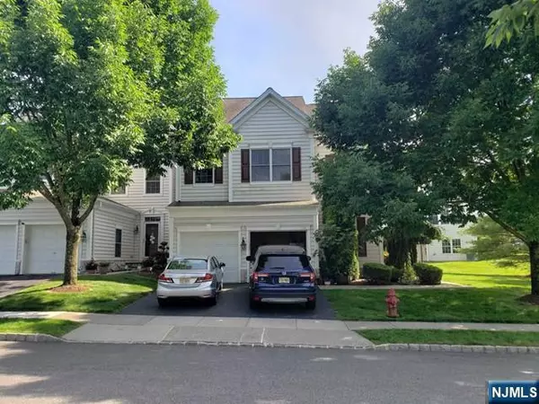 Totowa, NJ 07512,138 Independence TRL