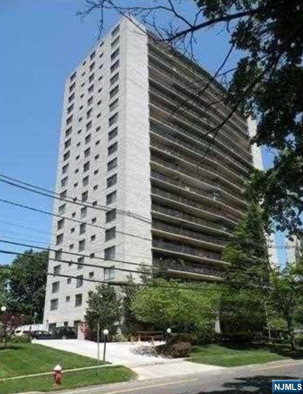 277 Prospect AVE #4H, Hackensack, NJ 07601