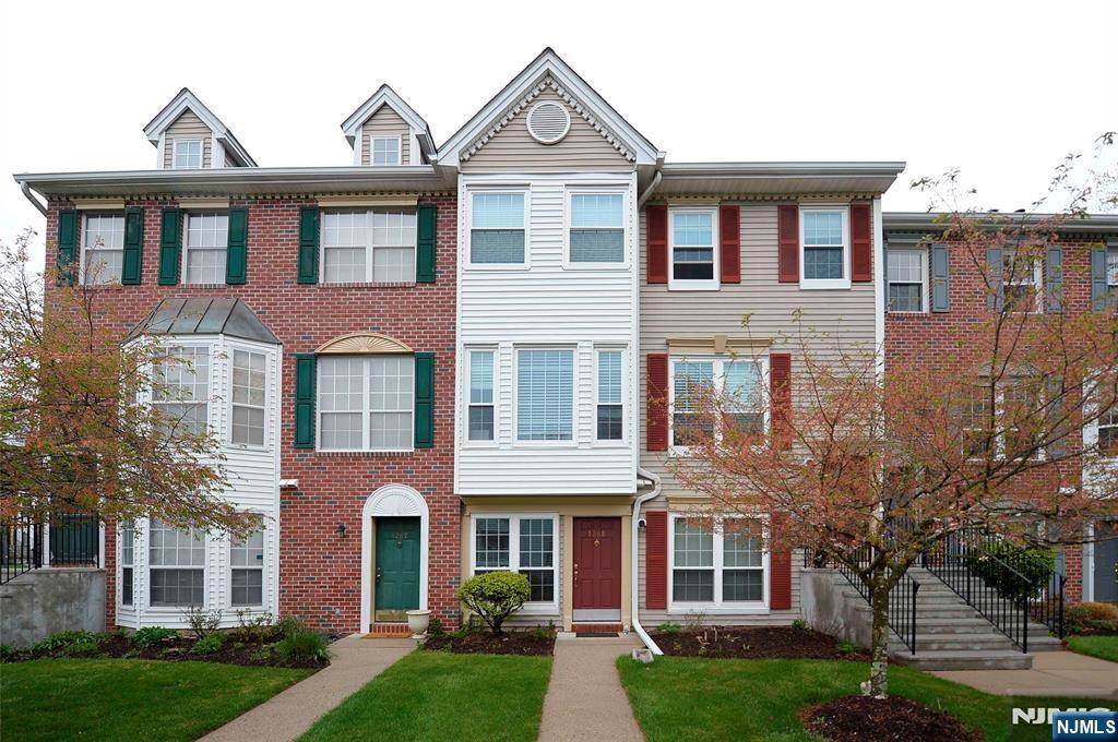 1268 Heath CT, Mahwah, NJ 07430